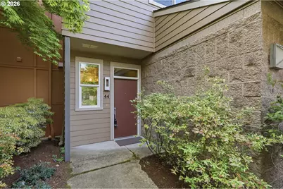 367 Rustic Pl, Eugene, OR 97401 - Photo 3