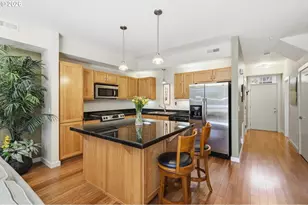 367 Rustic Pl, Eugene, OR 97401 - Photo 7