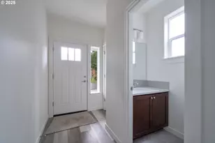 15 SW Johnson St, Depoe Bay, OR 97341 - Photo 5