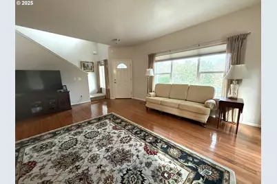 4447 Melrose Rd, Roseburg, OR 97471 - Photo 7