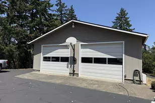 4447 Melrose Rd, Roseburg, OR 97471 - Photo 11