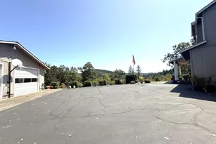 4447 Melrose Rd, Roseburg, OR 97471 - Photo 31