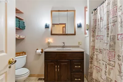 811 NE 2nd St, Winlock, WA 98596 - Photo 19