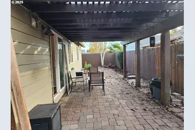 1765 NW Salmon River St, Salem, OR 97304 - Photo 7