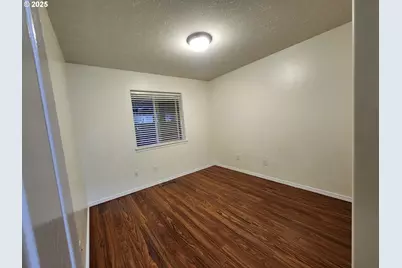 1765 NW Salmon River St, Salem, OR 97304 - Photo 21