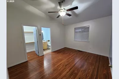 1765 NW Salmon River St, Salem, OR 97304 - Photo 17