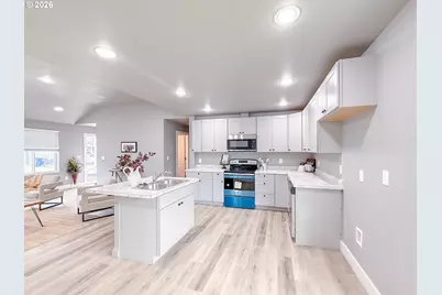 2382 E Irwin Way, Eugene, OR 97402 - Photo 7