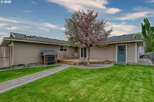 329 W Garfield St, Athena, OR 97813 - Photo 37