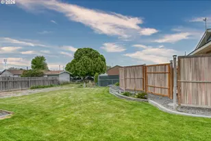 329 W Garfield St, Athena, OR 97813 - Photo 43