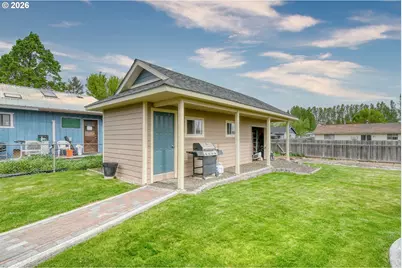 329 W Garfield St, Athena, OR 97813 - Photo 45