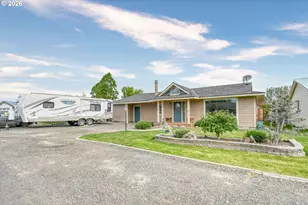 329 W Garfield St, Athena, OR 97813 - Photo 3