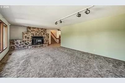 32198 Harris Dr, Cottage Grove, OR 97424 - Photo 13