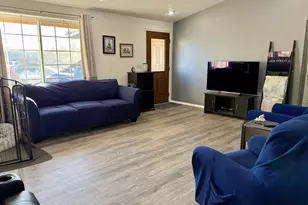 810 N Earl Ct, Stanfield, OR 97875 - Photo 3