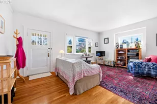 8951 N Van Houten Ave, Portland, OR 97203 - Photo 5