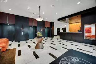 333 NW 9th Ave, Portland, OR 97209 - Photo 35