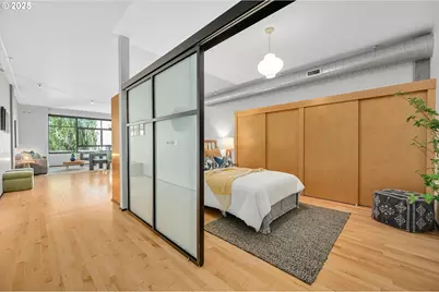 333 NW 9th Ave #503, Portland, OR 97209 - Photo 17