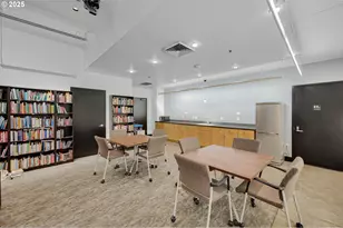 333 NW 9th Ave, Portland, OR 97209 - Photo 37