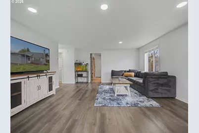 7919 SE Clackamas Rd, Milwaukie, OR 97267 - Photo 5
