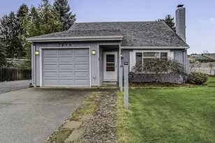 7919 SE Clackamas Rd, Milwaukie, OR 97267 - Photo 1