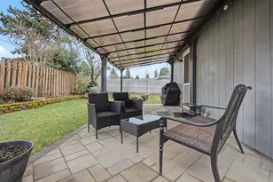 7919 SE Clackamas Rd, Milwaukie, OR 97267 - Photo 9