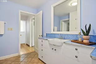 1316 SW Taylors Ferry Ct, Portland, OR 97219 - Photo 23