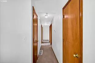 3857 SE 136th Ave, Portland, OR 97236 - Photo 29