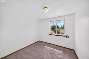 3857 SE 136th Ave, Portland, OR 97236 - Photo 37
