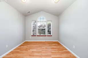 9132 SE Clinton St, Portland, OR 97266 - Photo 19