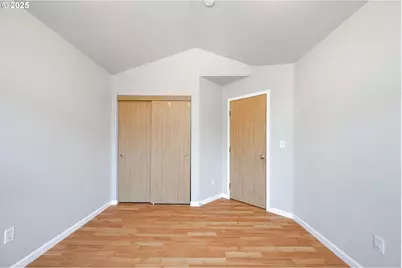 9132 SE Clinton St, Portland, OR 97266 - Photo 21