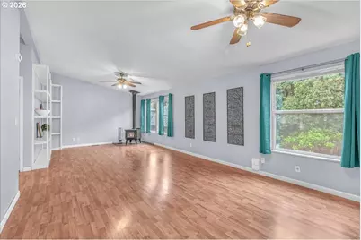 643 SE Brookwood Ave, Hillsboro, OR 97123 - Photo 15