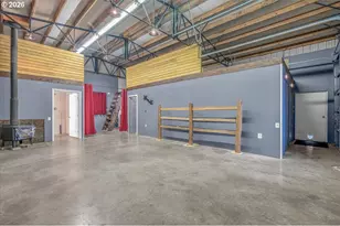 643 SE Brookwood Ave, Hillsboro, OR 97123 - Photo 27