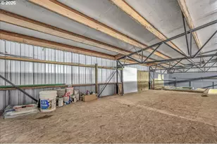 643 SE Brookwood Ave, Hillsboro, OR 97123 - Photo 33