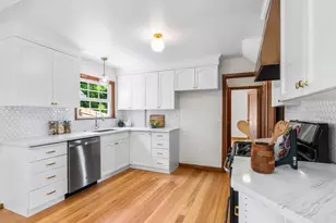4430 SE Woodward St, Portland, OR 97206 - Photo 5