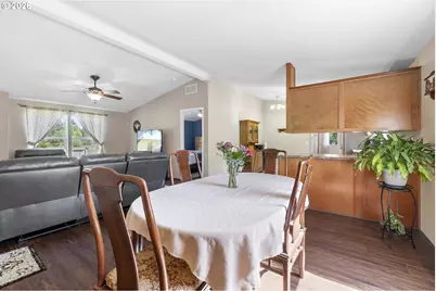 252 Blackledge Rd, Carson, WA 98610 - Photo 17