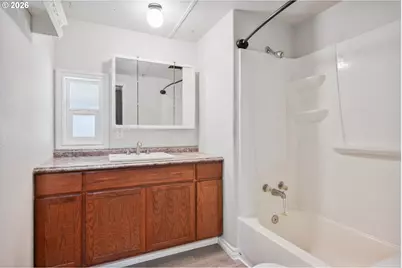 302 Studebaker Rd, Castle Rock, WA 98611 - Photo 9