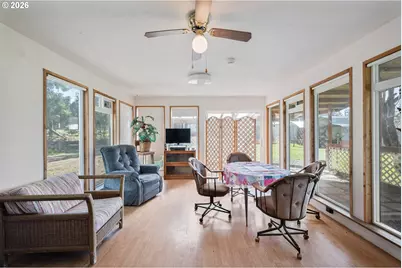 302 Studebaker Rd, Castle Rock, WA 98611 - Photo 19