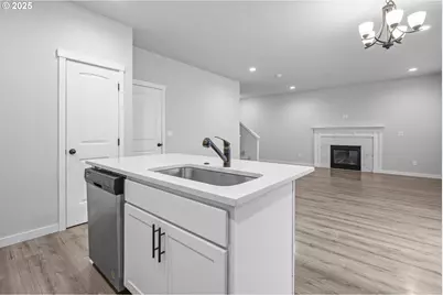 1030 S College St, Newberg, OR 97132 - Photo 17