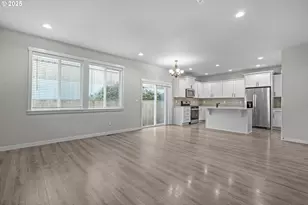 1030 S College St, Newberg, OR 97132 - Photo 7