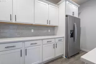 1030 S College St, Newberg, OR 97132 - Photo 15