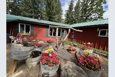562 England Rd, Goldendale, WA 98620 - Photo 5