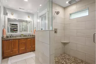 545 Dartmoor Dr, Eugene, OR 97401 - Photo 23