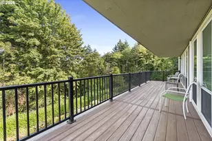 8716 NW Bailey St, Portland, OR 97231 - Photo 29