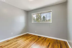 14555 NE Knott Ct, Portland, OR 97230 - Photo 11