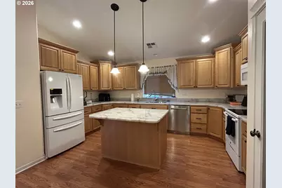 128 Watusi Ct, Winston, OR 97496 - Photo 5