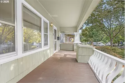 1911 SE 42nd Ave, Portland, OR 97215 - Photo 3