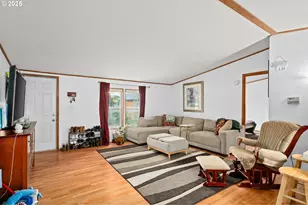 614 S 10th St, Saint Helens, OR 97051 - Photo 11