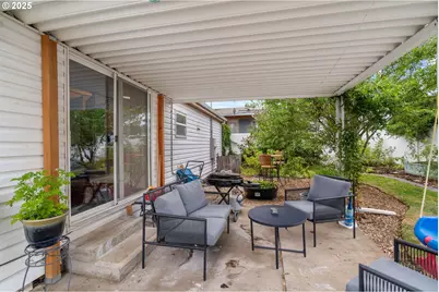 614 S 10th St, Saint Helens, OR 97051 - Photo 29