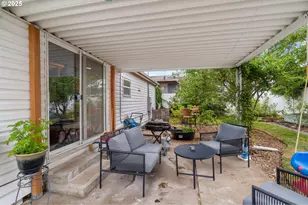 614 S 10th St, Saint Helens, OR 97051 - Photo 29