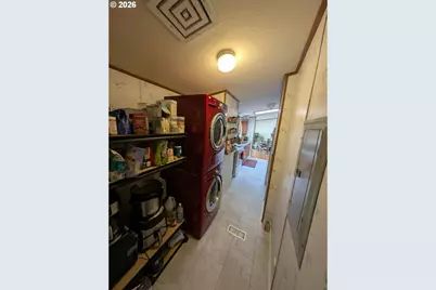 614 S 10th St, Saint Helens, OR 97051 - Photo 15