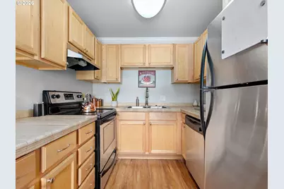 2155 NE Weidler St, Portland, OR 97232 - Photo 11
